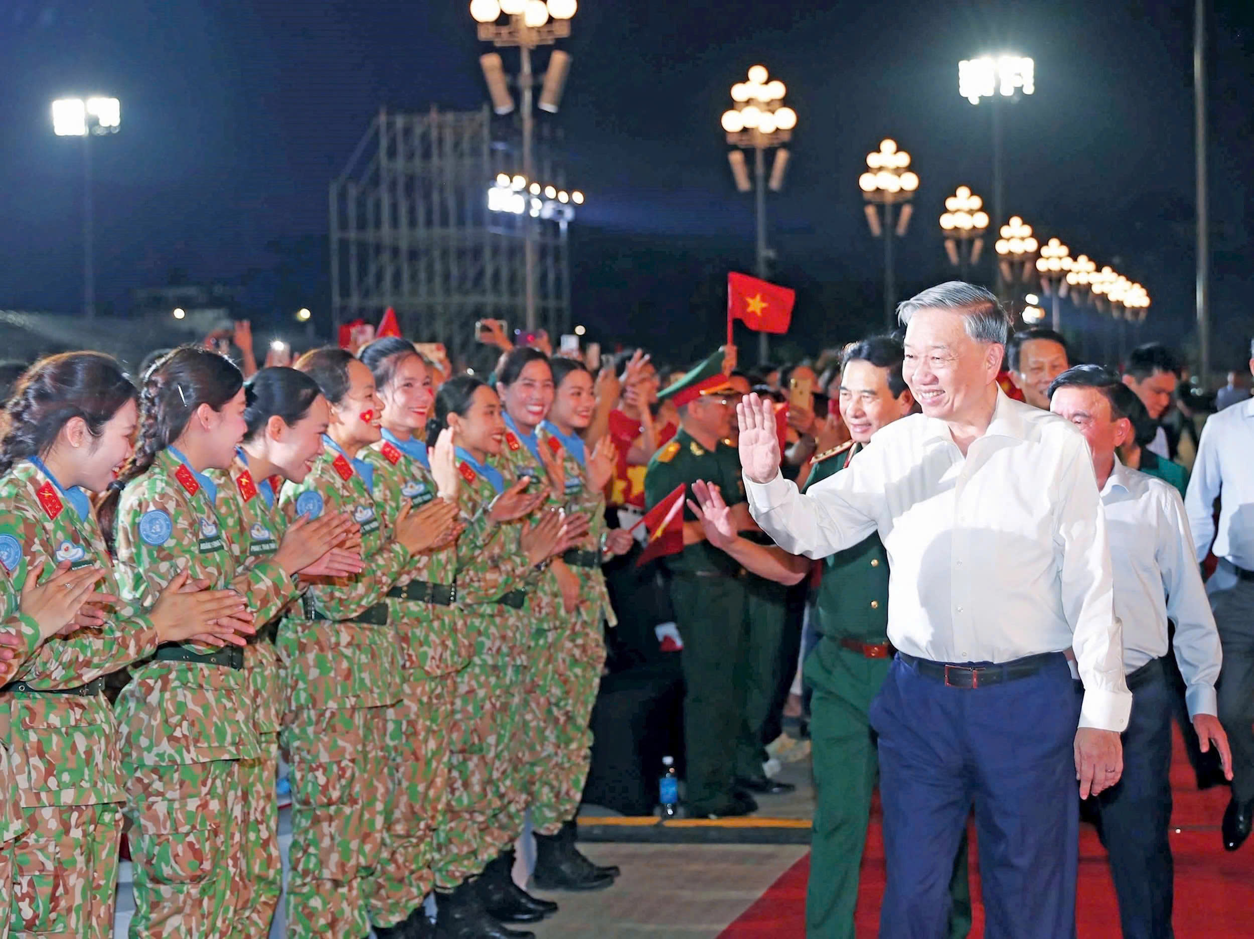 Tổng Bí thư, Chủ tịch nước Tô Lâm dự Cầu truyền hình "Sao sáng dẫn đường"